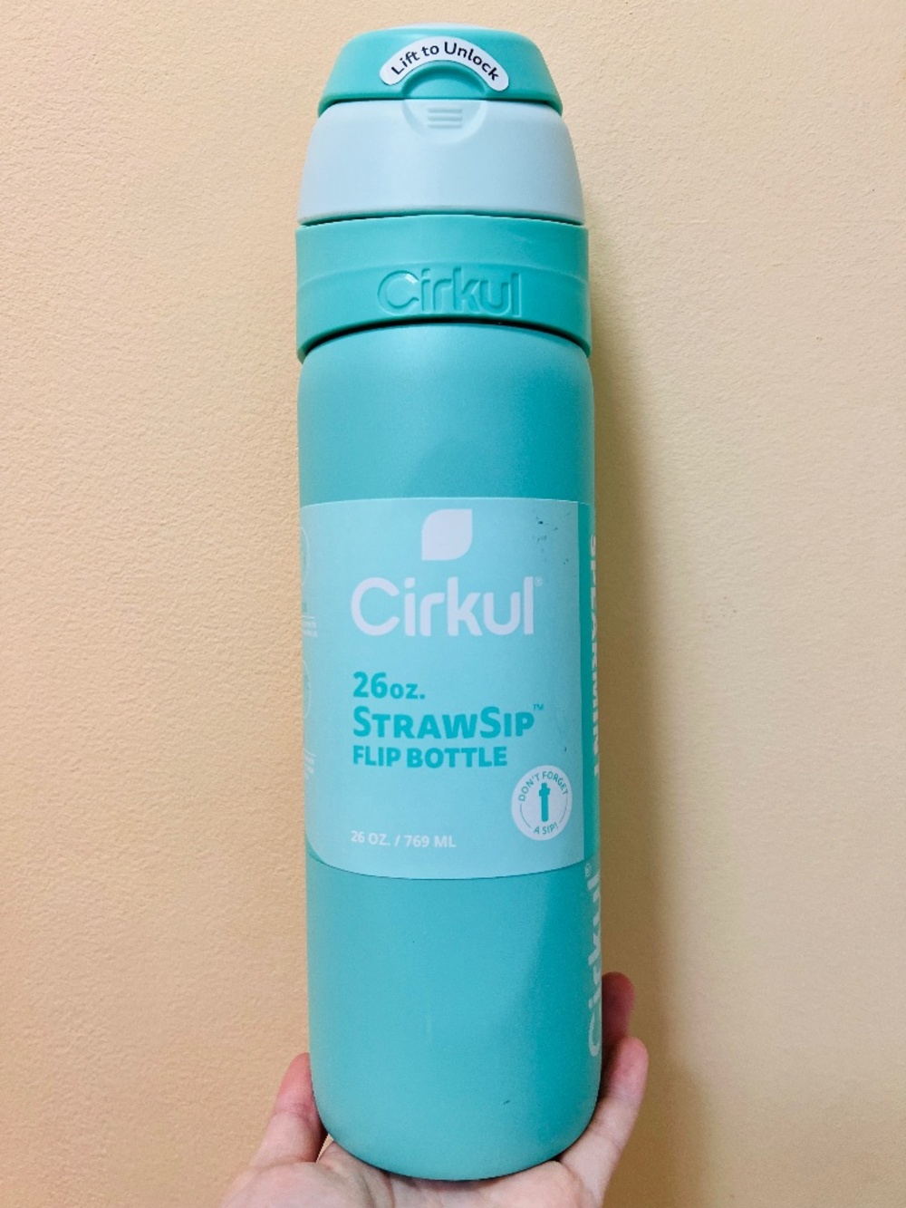 Cirkul StrawSip Flip Bottle 26 oz Spearmint Stainless BPA-Free Vacuum Insulated